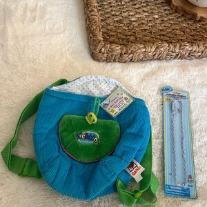 Webkinz Ganz Plush Pet Carrier  Backpack Knapsack Green Blue Necklace Set New